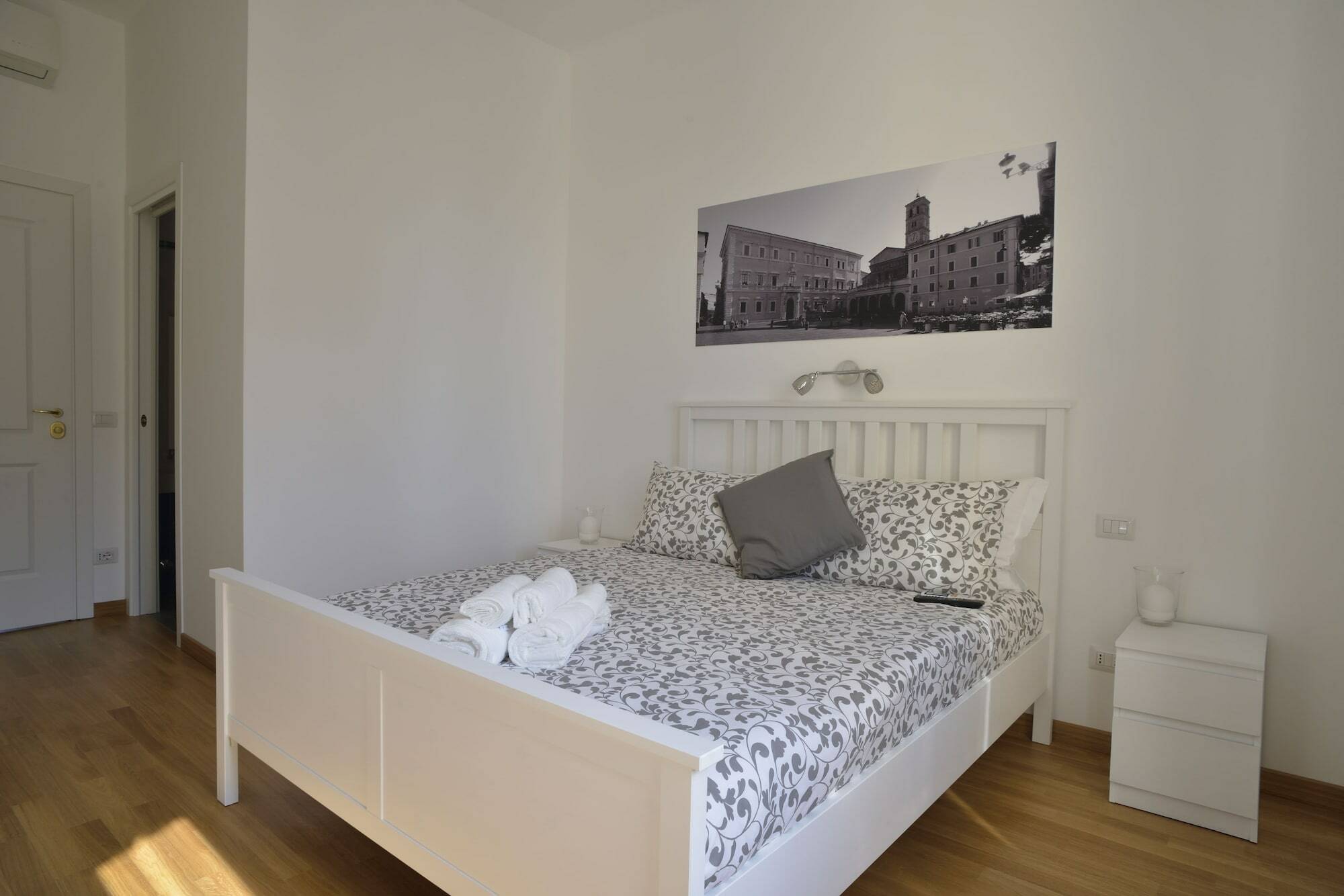 Livia B&B - Trastevere Рим Экстерьер фото