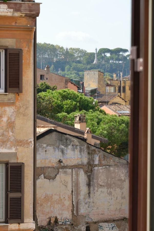 Livia B&B - Trastevere Рим Экстерьер фото