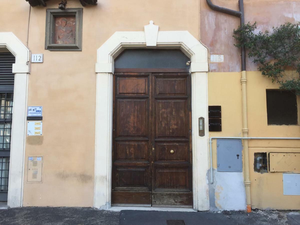 Livia B&B - Trastevere Рим Экстерьер фото